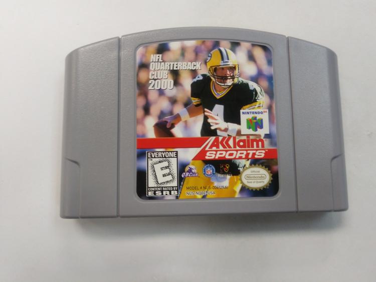 NFL QUARTERBACK CLUB 2000 (COMPLETE IN BOX) (usagé)