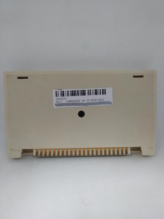 COMMODORE VIC-20 ROAD RACE