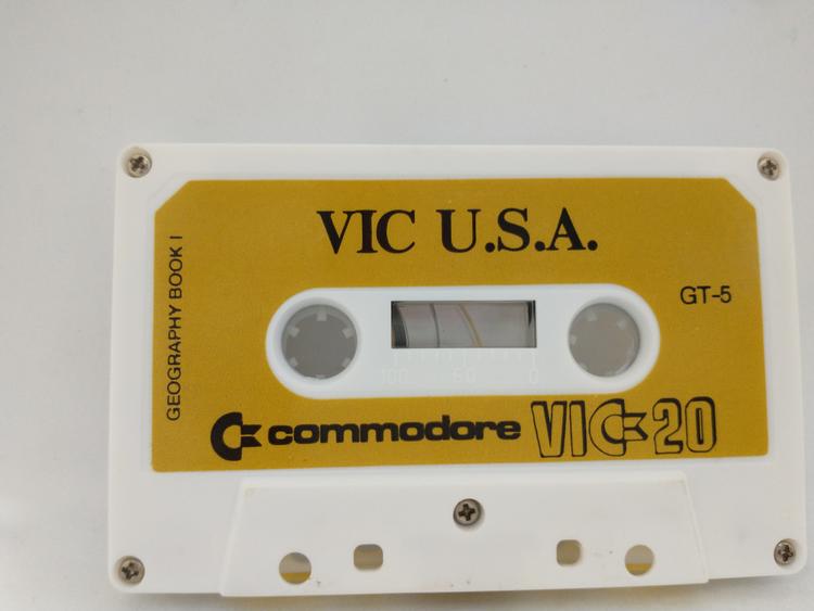 COMMODORE VIC-20 COMPUTER EDUCATOR GEOGRAPHY BOOK 1 (6 CASSETTES)