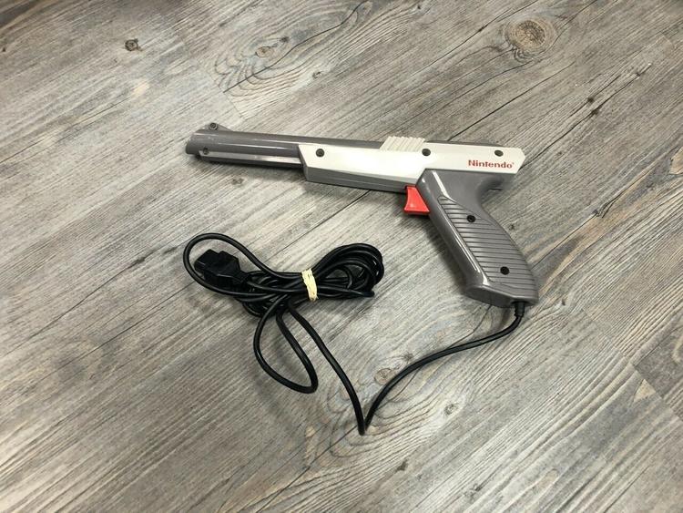 NINTENDO ENTERTAINMENT SYSTEM POWER SET (used)