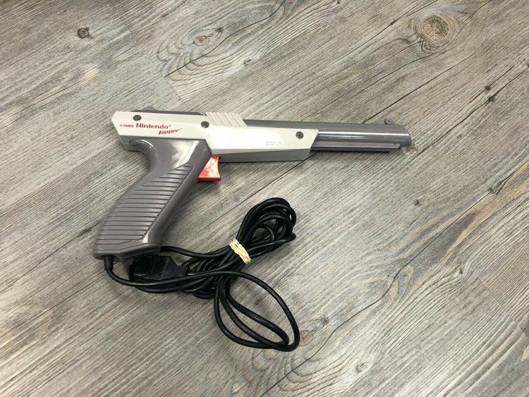 NINTENDO ENTERTAINMENT SYSTEM POWER SET (used)