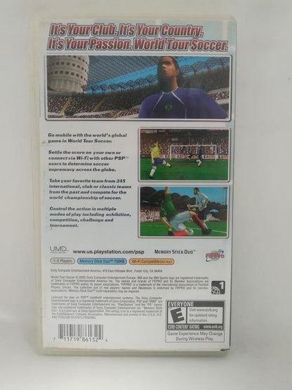 WORLD TOUR SOCCER (COMPLETE IN BOX)