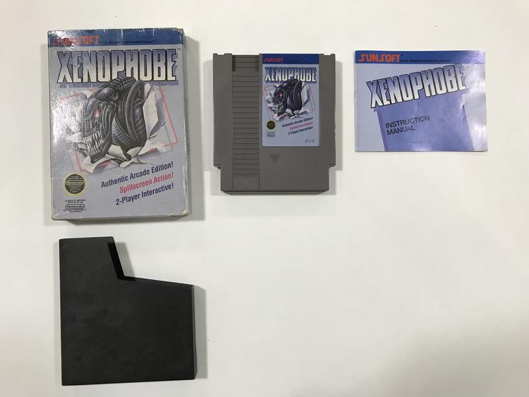 XENOPHOBE (COMPLETE IN BOX)