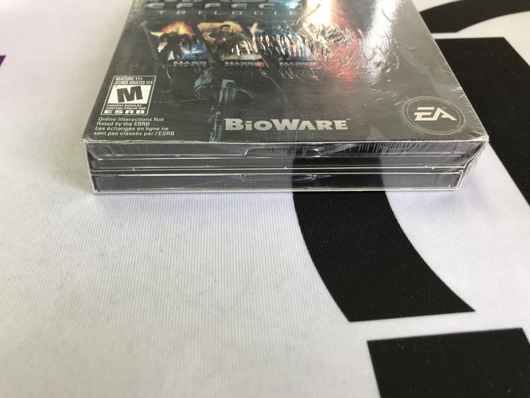 MASS EFFECT TRILOGY FRENCH (BRAND NEW / SEALED) (usagé)