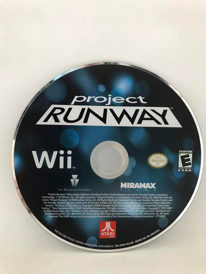 PROJECT RUNWAY (COMPLETE IN BOX)