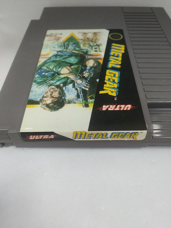 METAL GEAR (WITH BOX)