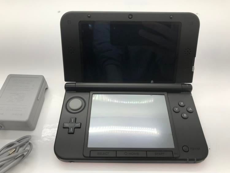 NINTENDO 3DS XL RED & BLACK (usagé)